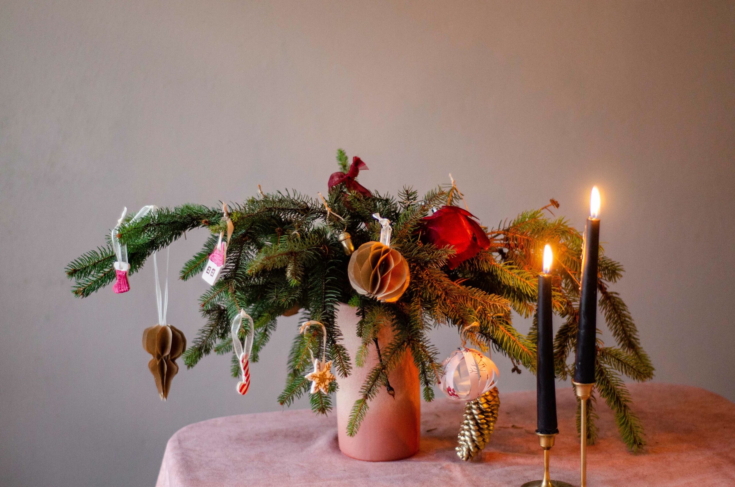 Božićni ukrasi za jelku